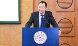 “不再领薪水”！深圳一公益机构创始人发声：将交棒给年轻人！曾被曝年薪超70万