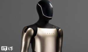 特斯拉 Optimus 人形机器人被指依赖远程操控、手部灵巧度不足，距马斯克愿景尚远