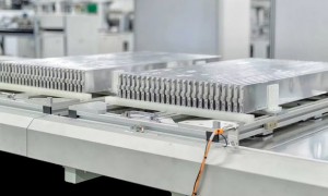 为了省钱，特斯拉开始用欣旺达电池了。