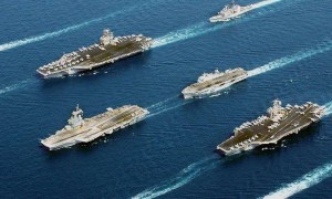 美航母打击群抵达中东，哈梅内伊已藏身地堡避险，国家大权交给儿子马苏德接管！