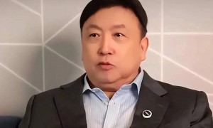 陪玩陪睡只是开胃菜，继白百何后，王晶再曝猛料，易烊千玺遭殃了