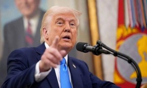 阅兵只剩不到一周，特朗普再对访华改口？中方专机却率先启程，日本处境尴尬，事情果然不简单