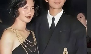 王晶终于坦白！陈百强英年早逝主因不是何超琼，原来我们都被骗了