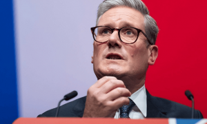 48小时不到，79岁特朗普身体传噩耗，五角大楼召集34国军方，对英紧急改口