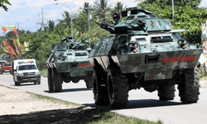 杜特尔特盟友突遭暗杀，RPG命中防弹车，马科斯对棉兰老岛下手了？