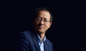 俞敏洪直言AI教育或消灭大量教师岗位，中国中小学教师过半不合格，那新东方