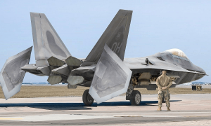 六代机都没用？美媒：F-22就是“地表最强”，比歼-20强太多了