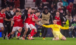 穆帅指挥门将冲禁区创奇迹 博德闪耀斩曼城马竞后或战皇马