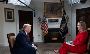 特朗普承认美国在委内瑞拉使用秘密武器，俄罗斯称将调查搜集相关信息