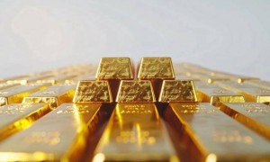 黄金彻底疯了，还能上车吗？