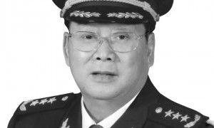 中央军委原委员、解放军原总后勤部部长廖锡龙同志逝世